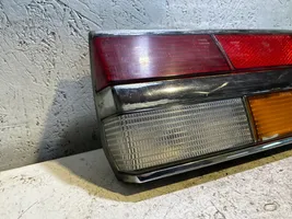 BMW 5 E28 Lampa tylna 0053321R38