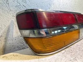 BMW 5 E28 Lampa tylna 0053321R38