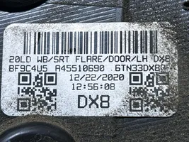 Dodge Charger Takalokasuojan reuna 6TN33DX8PF