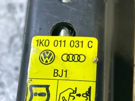 Volkswagen Golf V Cric de levage 1K0011031C