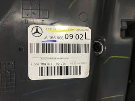 Mercedes-Benz GL X166 Lampy tylnej klapy bagażnika A1669060902
