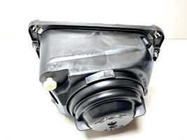 Mercedes-Benz 207 310 Lampa przednia A0008209661