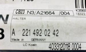 Mercedes-Benz CL C216 Äänenvaimentimen kannattimen pidin A2214920242