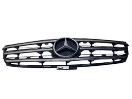 Mercedes-Benz ML W166 Grotelės viršutinės A1668800985