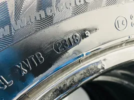 Mercedes-Benz GLA W156 Зимняя покрышка (покрышки) R 18 23555R18