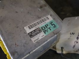 Toyota Highlander XU20 Module de contrôle airbag 8917048020