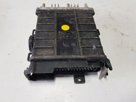 Audi 80 90 B3 Sterownik / Moduł ECU 0261200220