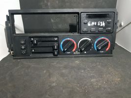 BMW 5 E34 Oro kondicionieriaus/ klimato/ pečiuko valdymo blokas (salone) 8351115