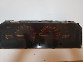 Nissan Bluebird Compteur de vitesse tableau de bord NP6810