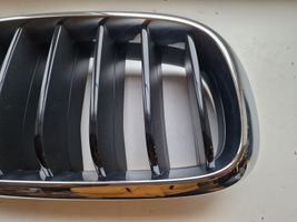 BMW X5 F15 Grille calandre supérieure de pare-chocs avant 7316076