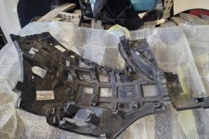 9982091 Mercedes-Benz Vito Viano W447 Front bumper mounting 