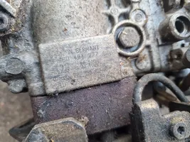 Volkswagen PASSAT B3 Polttoaineen ruiskutuksen suurpainepumppu 0460494277