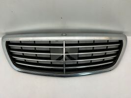 Mercedes-Benz S W222 Grille calandre supérieure de pare-chocs avant A2228800183