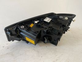 BMW 3 G20 G21 Priekšējā luktura detaļa 9481708