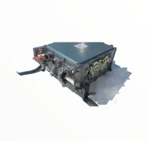 Mitsubishi Outlander Convertitore di tensione inverter W005T70272