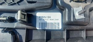 Volvo XC90 Maskownica głośnika bocznego deski rozdzielczej 39829124