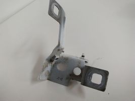 Land Rover Evoque II Supporto di montaggio del parafango K8D216E032AA