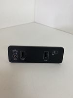 Land Rover Discovery 4 - LR4 USB-pistokeliitin 28339197