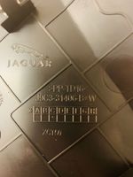 Jaguar E-Pace Altri elementi della console centrale (tunnel) J9C331406B