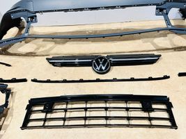 Volkswagen Golf VIII Set paraurti 