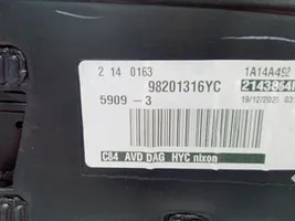 Citroen C5 Aircross Garniture de panneau carte de porte avant 98201316YC