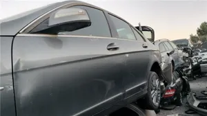 Mercedes-Benz C AMG W204 Poignée inférieure de porte avant 