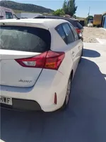 Toyota Auris E180 Muut istuimet 