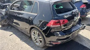 Volkswagen Golf VII Listwa progowa 