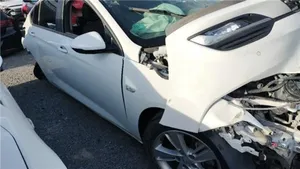 Opel Insignia B Braccio di controllo sospensione anteriore 