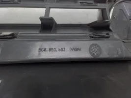 Volkswagen Golf VIII Atrapa chłodnicy / Grill 5G0853653