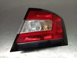 Skoda Fabia Mk3 (NJ) Lampy tylnej klapy bagażnika 