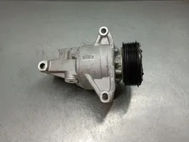 Nissan Micra K14 Ilmastointilaitteen kompressorin pumppu (A/C) 
