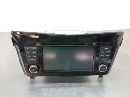 Nissan X-Trail T32 Panel / Radioodtwarzacz CD/DVD/GPS 