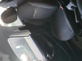 Peugeot 208 Sėdynių / durų apdailų komplektas 