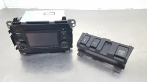 Honda HR-V Radio/CD/DVD/GPS head unit 