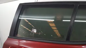 Nissan Leaf I (ZE0) Takaoven ikkunalasi 