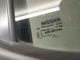 Nissan Leaf I (ZE0) Vitre de fenêtre porte arrière 