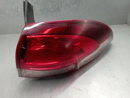 Renault Clio IV Lampy tylnej klapy bagażnika 