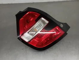 Renault Twingo III Lampy tylnej klapy bagażnika 