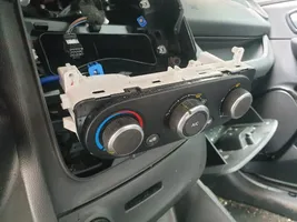 Renault Clio IV Panel klimatyzacji 