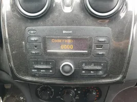 Dacia Logan II Радио/ проигрыватель CD/DVD / навигация 
