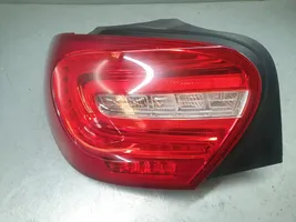 Mercedes-Benz A W176 Lampy tylnej klapy bagażnika 