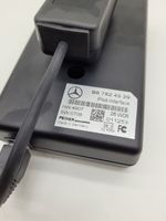 Mercedes-Benz CLS C219 Telefono valdymo blokas B67824529