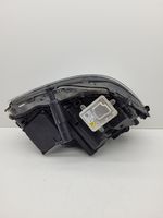 Mercedes-Benz C W204 Lampa przednia A2048204539