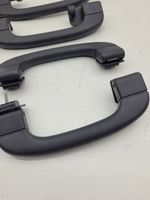 BMW X5 E70 Un set di maniglie per il soffitto 6977691