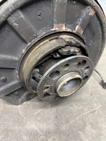 Mercedes-Benz CLS C218 X218 Rear wheel hub 