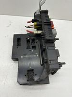 Mercedes-Benz CLS C218 X218 Module de fusibles A2129060505