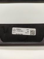 Mercedes-Benz C W205 Radion/GPS-laitteen pääyksikön kehys A2056805107