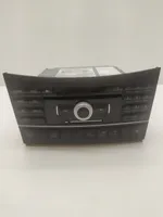 Mercedes-Benz E A207 Radio / CD/DVD atskaņotājs / navigācija A2129008409