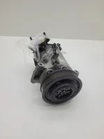 Volvo V40 Ilmastointilaitteen kompressorin pumppu (A/C) 31348965